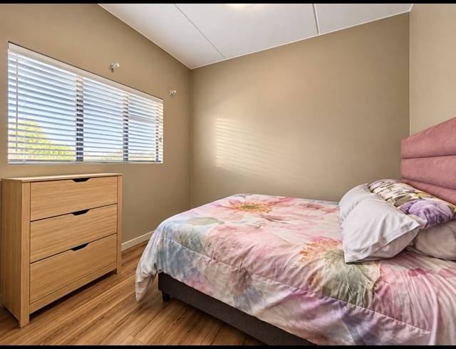 2 BEDROOM PROPERTY TO RENT IN GLEN AUSTIN